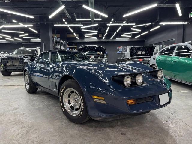 Chevrolet Corvette, 1982 — Москва